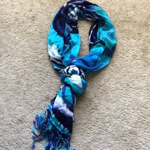 Scarf!